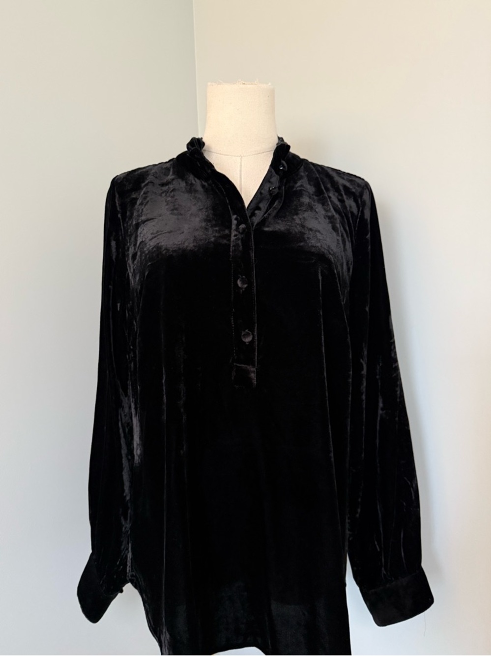 Talbots Black Velvet Ruffle Neck Tunic Blouse – Size Medium — NWTtimeless,classy